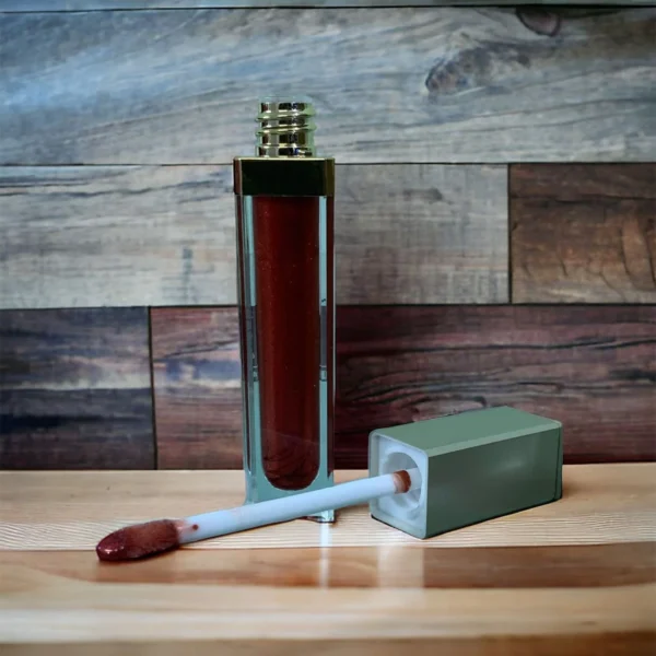 Foto Produto Gloss Labial Vermelho da Farmácia de Mnaipulação Equilibrium